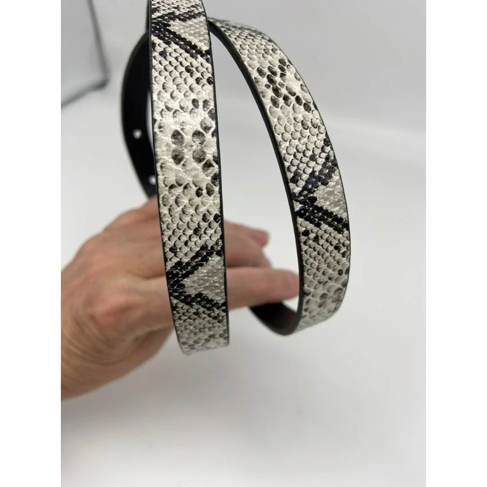 The Limited Belt Sz‎ M Snake Print Black White Faux Snakeskin Gold Stud Closure